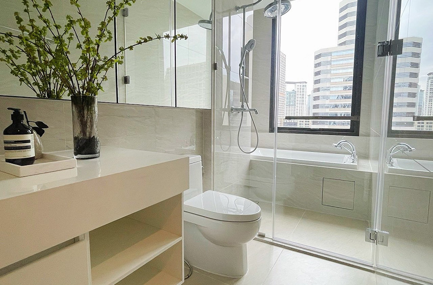 Condominium in Ploenchit 